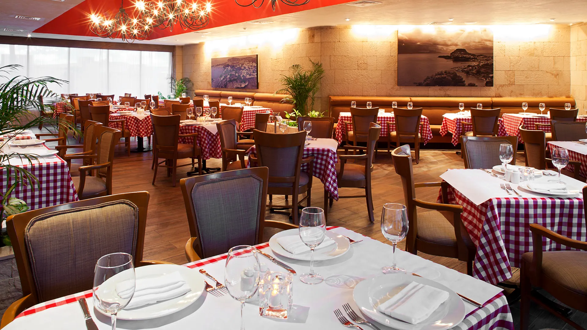 Emporio Cancún Rezort