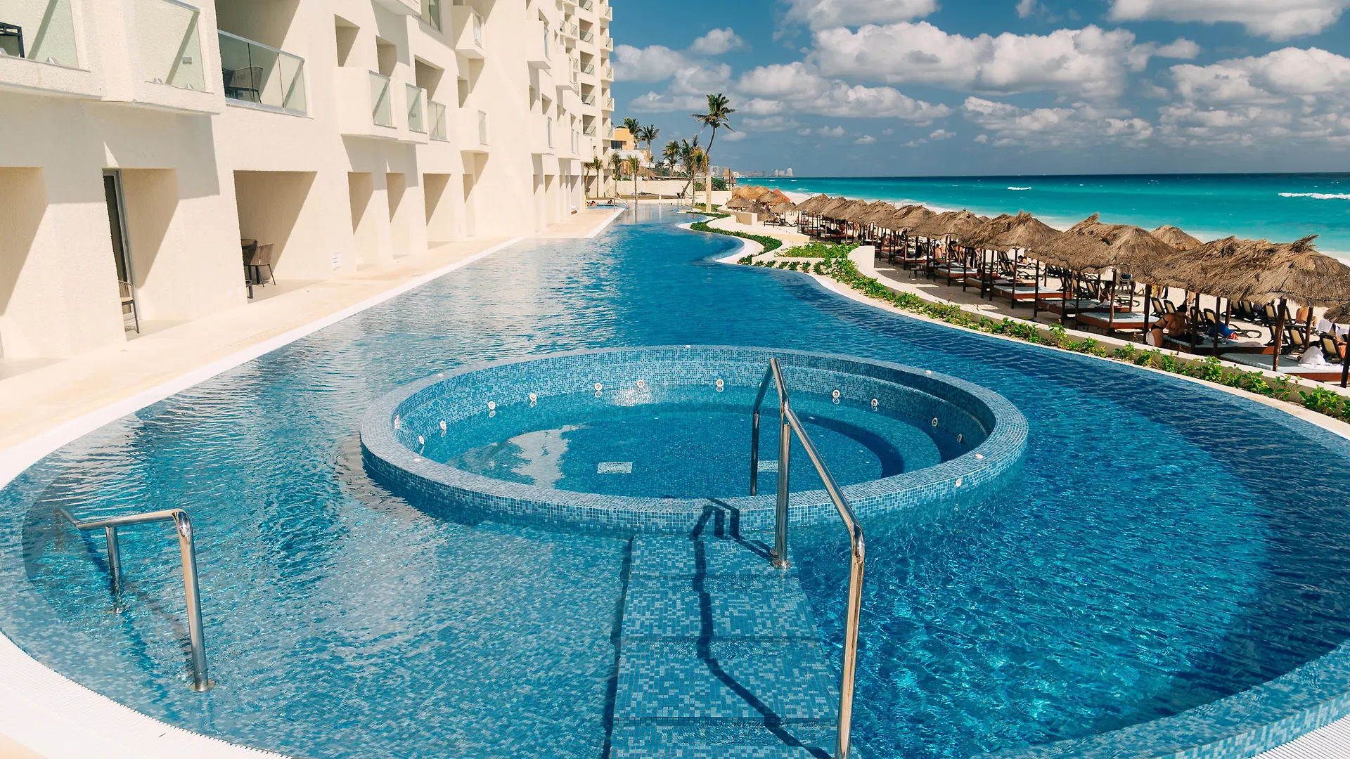 Emporio Cancún