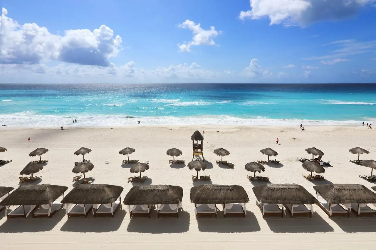 Emporio Cancún Rezort